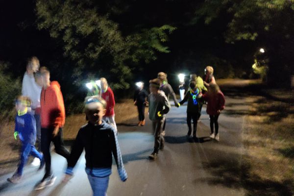 nachtwanderung6CF8A447-0165-0F32-01E7-1A71EF11C827.jpg