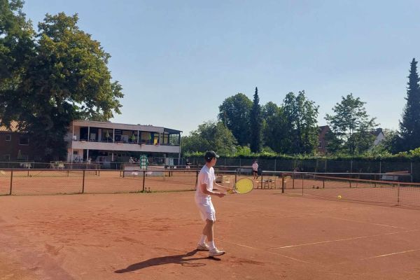 20230910-spielu16m-132425smFA049463-B4C7-43E4-F9A8-63024B47369E.jpg